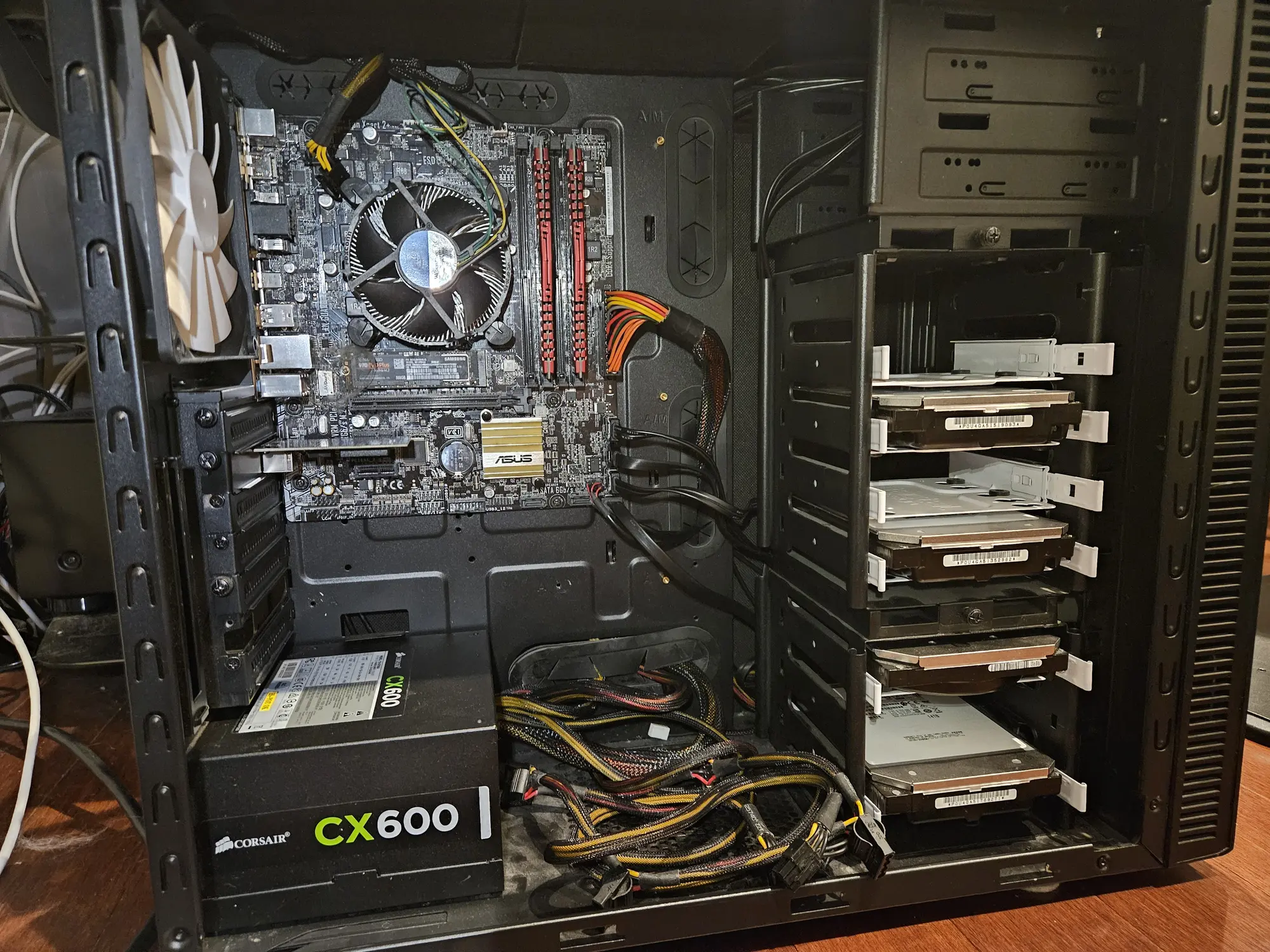 Picture of my NAS server with 4 drives and Fractal Design case.